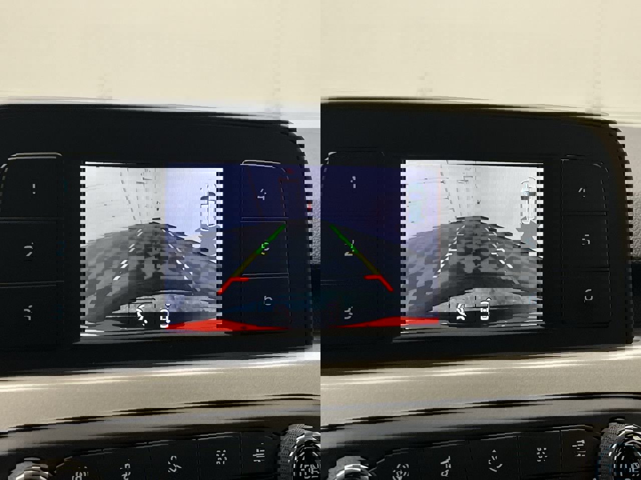 2022 Ford Escape S photo 4