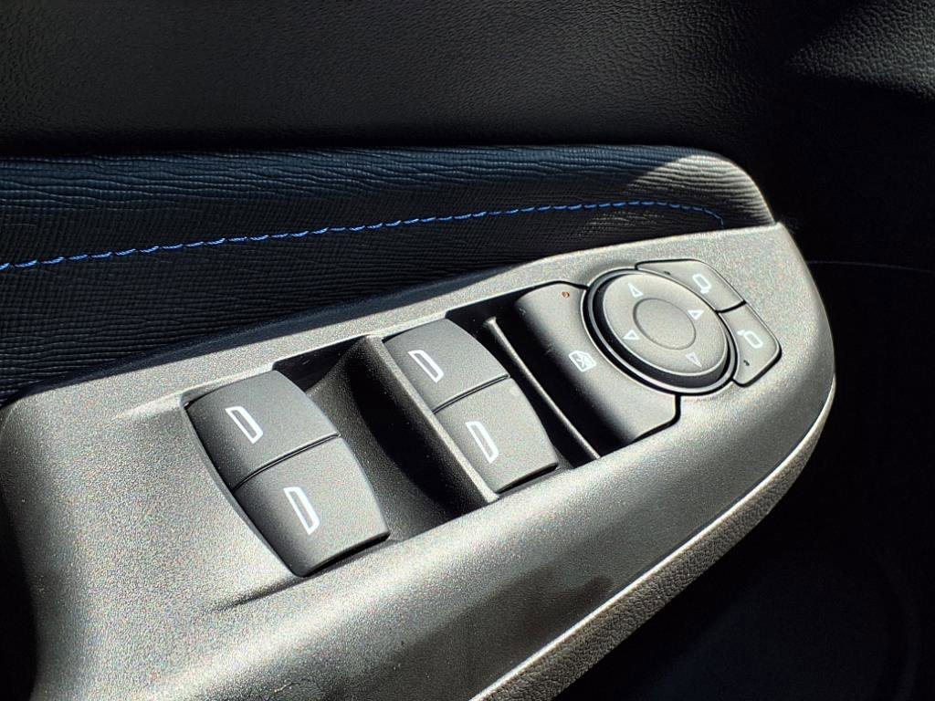 2025 Buick Envista ST photo 13
