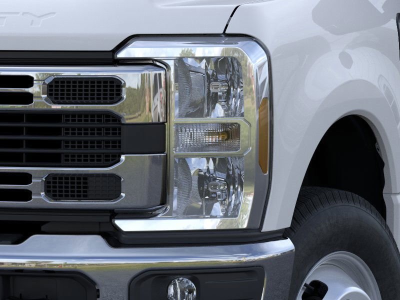 2025 Ford F-350 XL photo 16