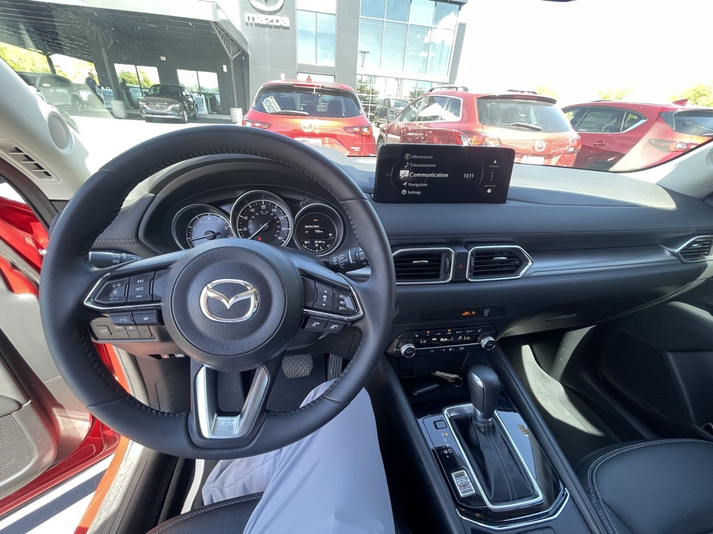 2024 Mazda CX-5 2.5 S Preferred photo 11