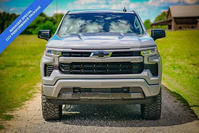 2025 Chevrolet Silverado 1500 RST photo 3