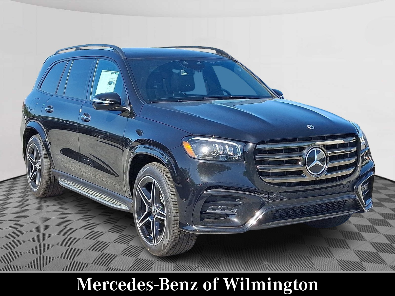 2025 Mercedes-Benz GLS Base's photo