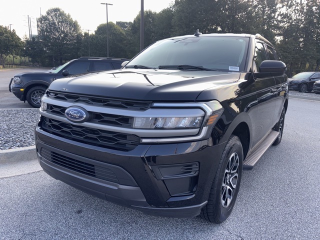 2024 Ford Expedition XLT photo 2