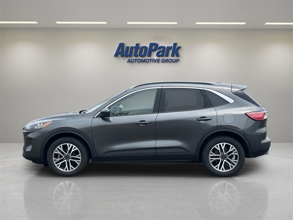 2020 Ford Escape SEL photo 2