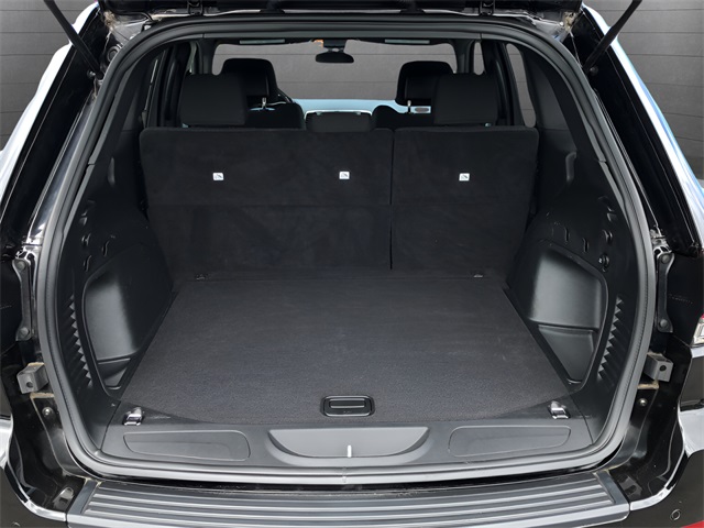 2021 Jeep Grand Cherokee Laredo E photo 25