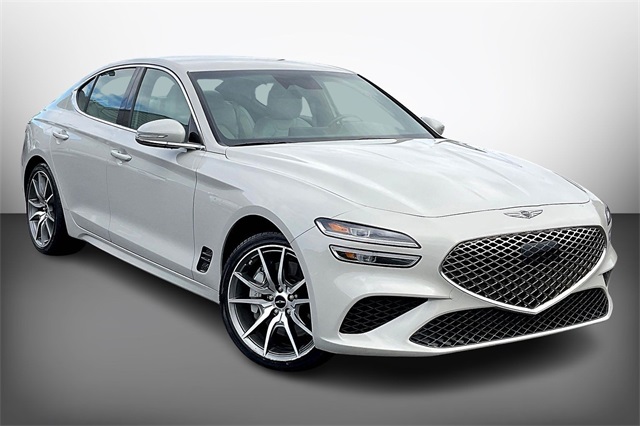 2024 GENESIS G70 Standard's photo