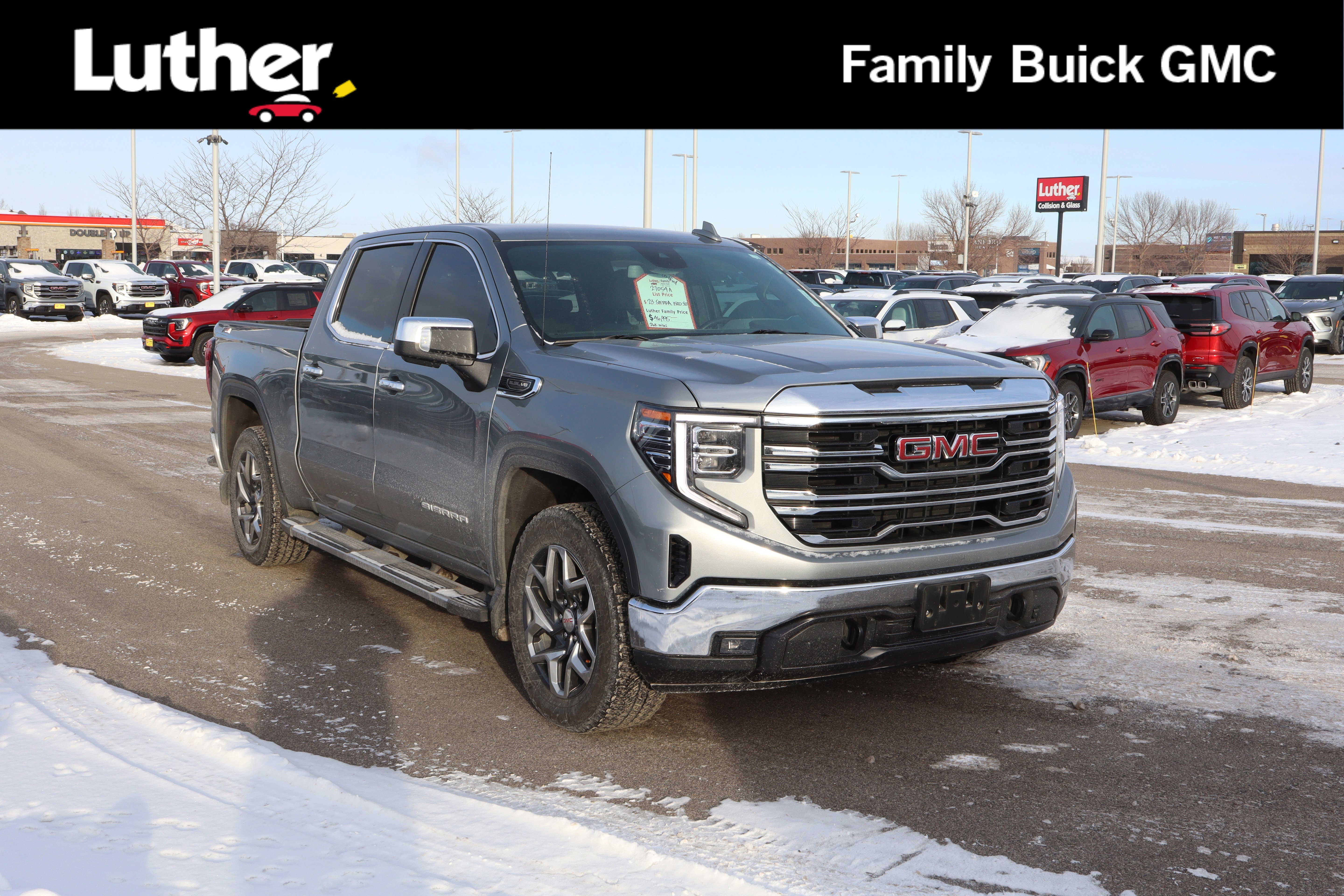 2023 GMC Sierra 1500 SLT's photo