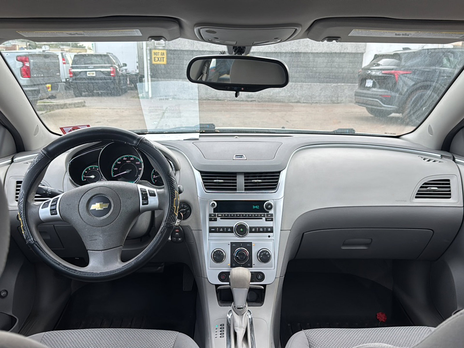 2012 Chevrolet Malibu LS photo 4