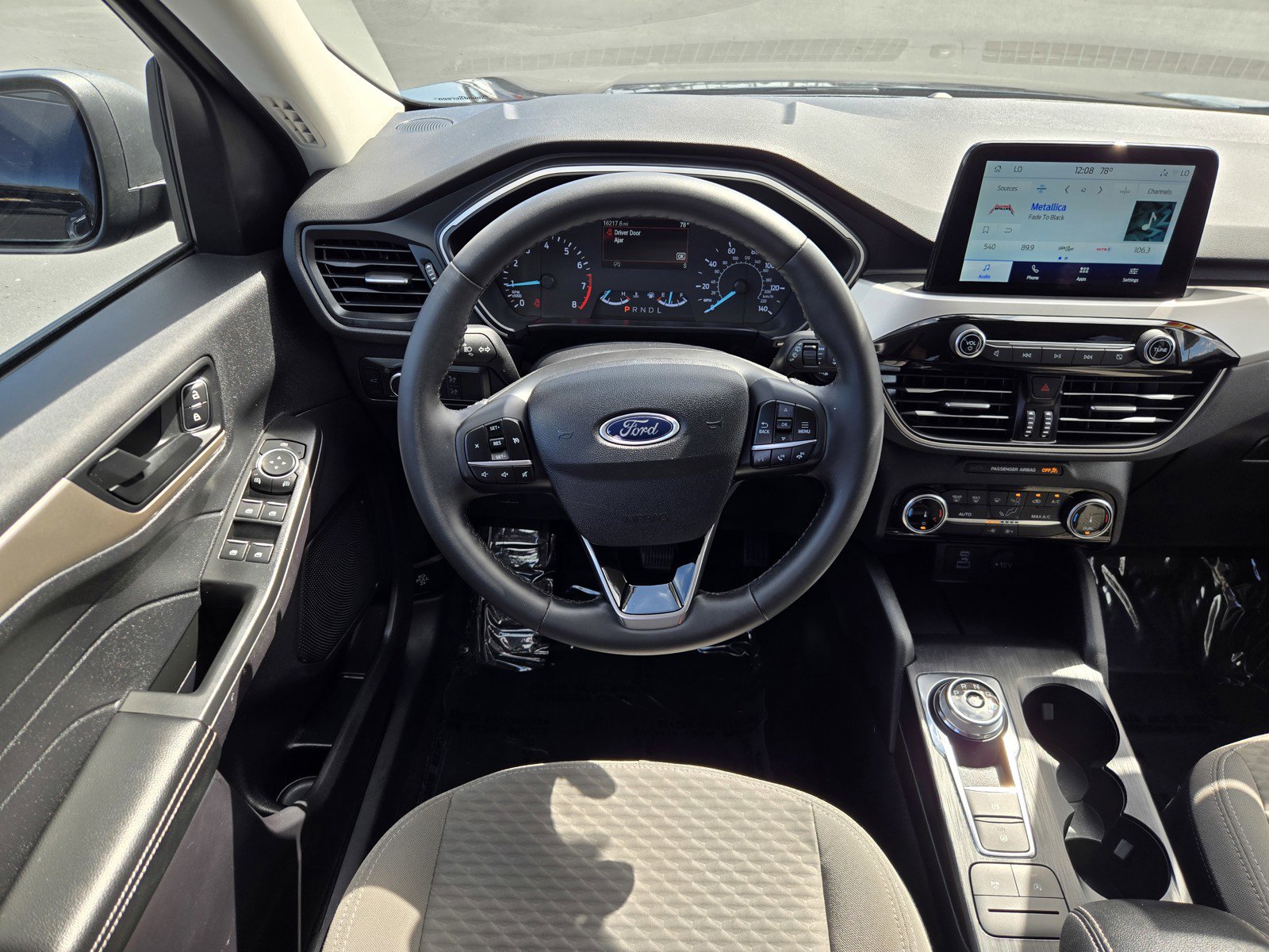 2022 Ford Escape SE photo 8