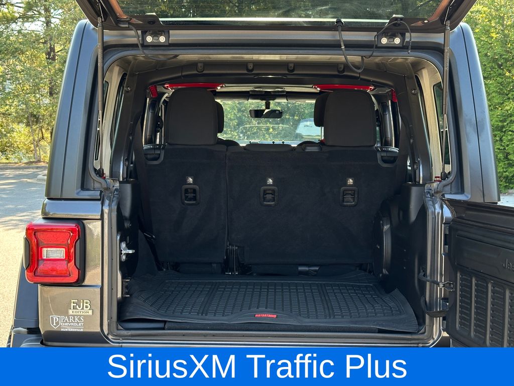 2018 Jeep Wrangler Unlimited Rubicon photo 18