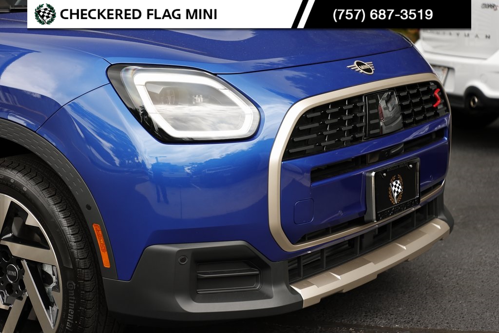 2025 Mini Cooper S ALL4 photo 3