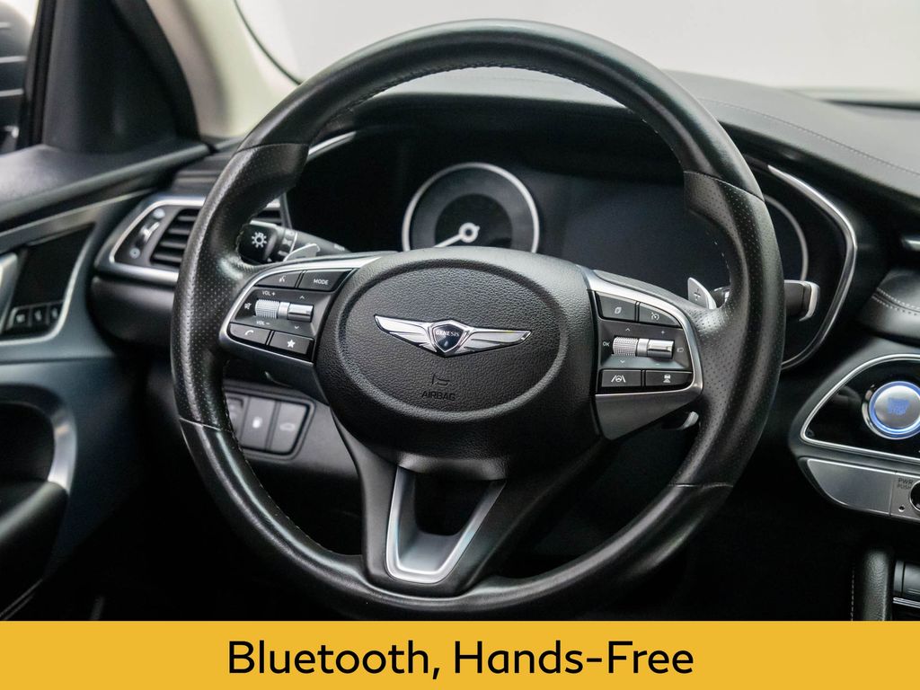 2023 Genesis G70 3.3T photo 9