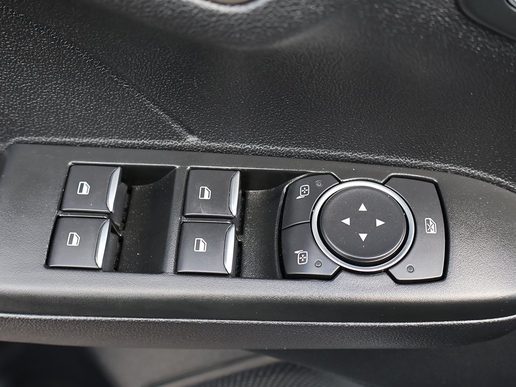 2022 Ford Escape SEL photo 43