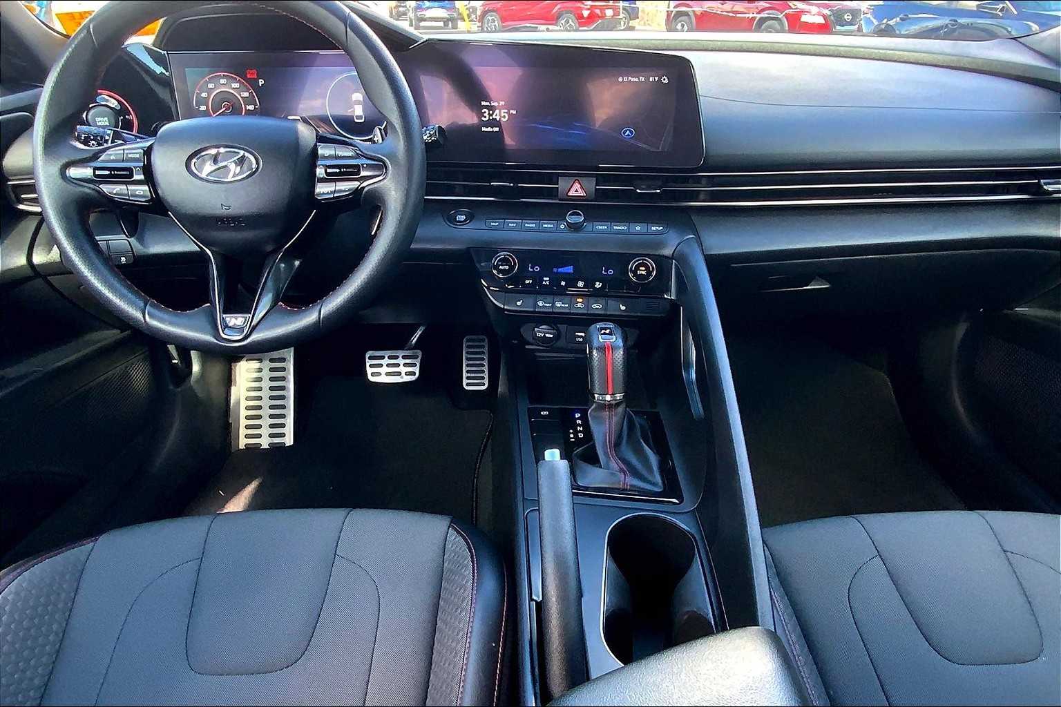 2023 Hyundai Elantra N Line photo 13