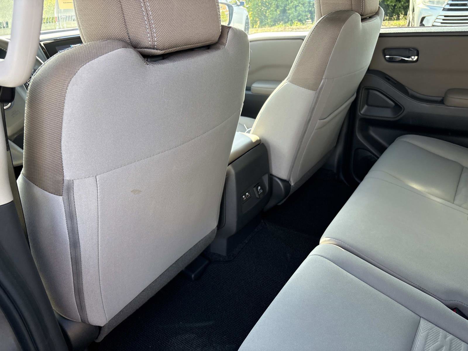 2023 Nissan Frontier SV photo 16