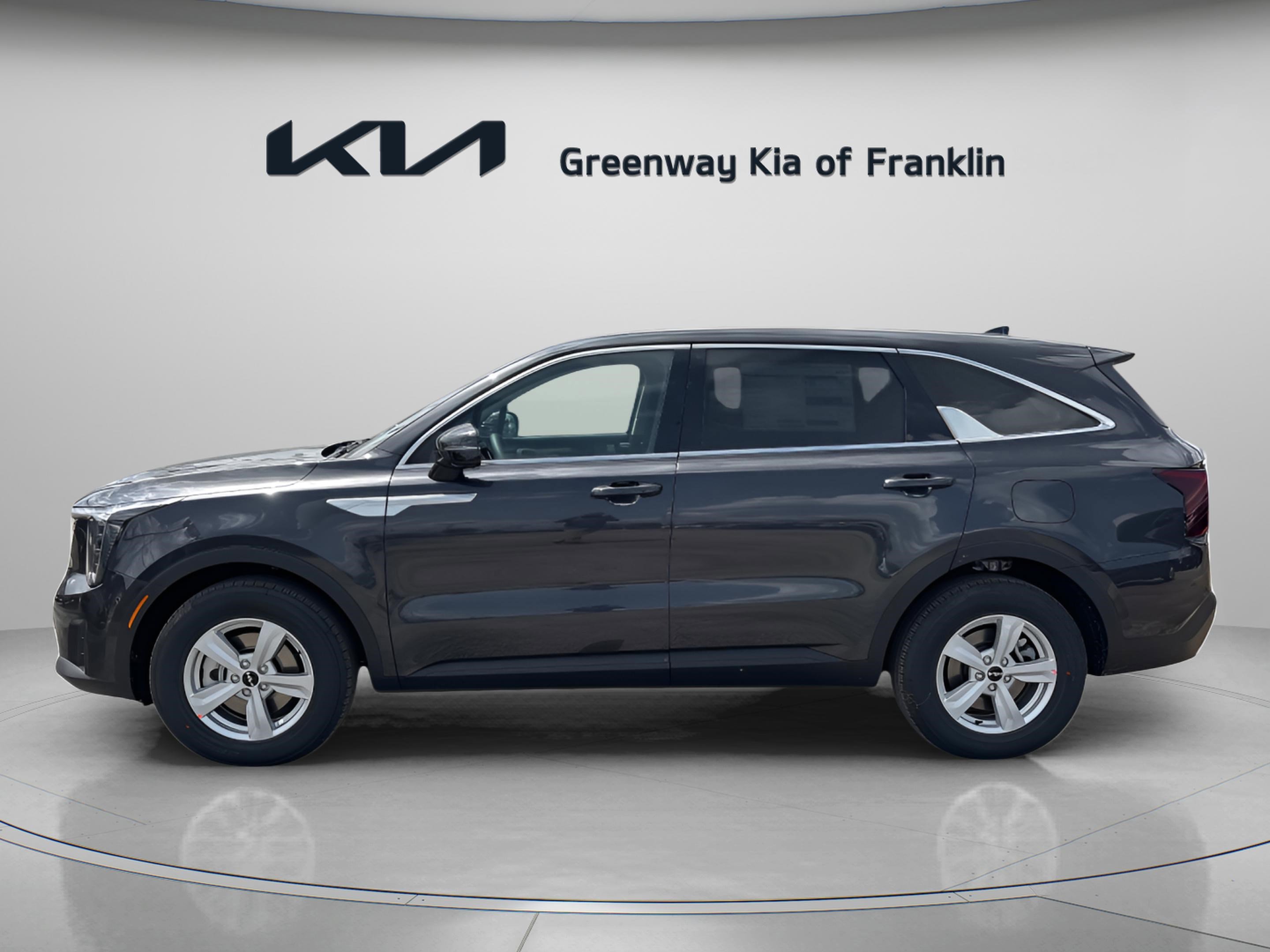 2025 Kia Sorento LX photo 4