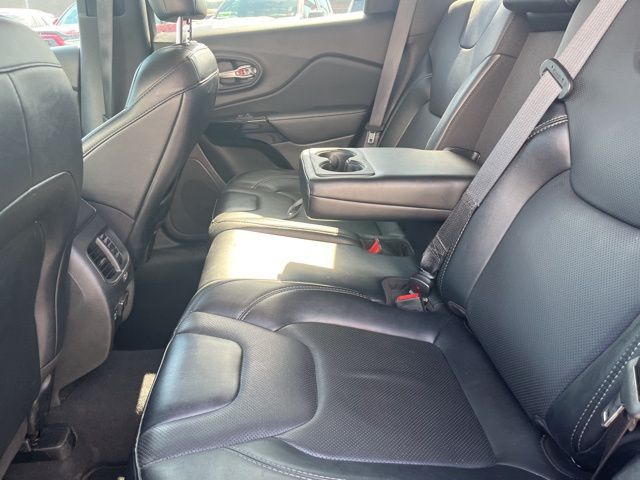 2023 Jeep Cherokee Altitude photo 9