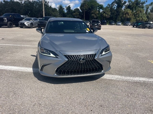 2024 Lexus ES 350 Premium photo 2
