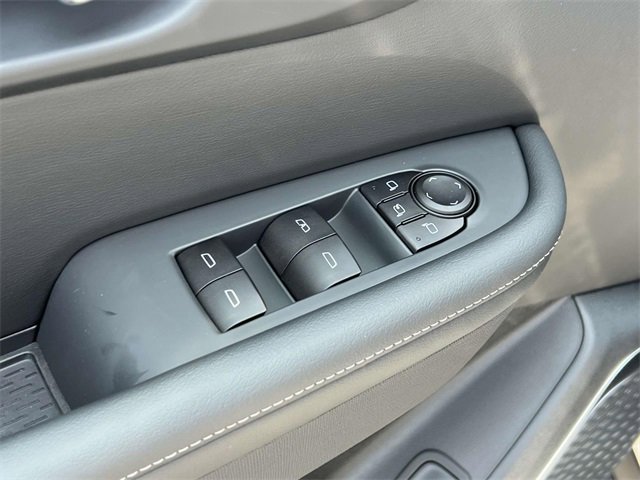 2025 Buick Enclave Preferred photo 13