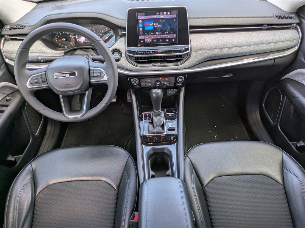 2022 Jeep Compass Latitude photo 13