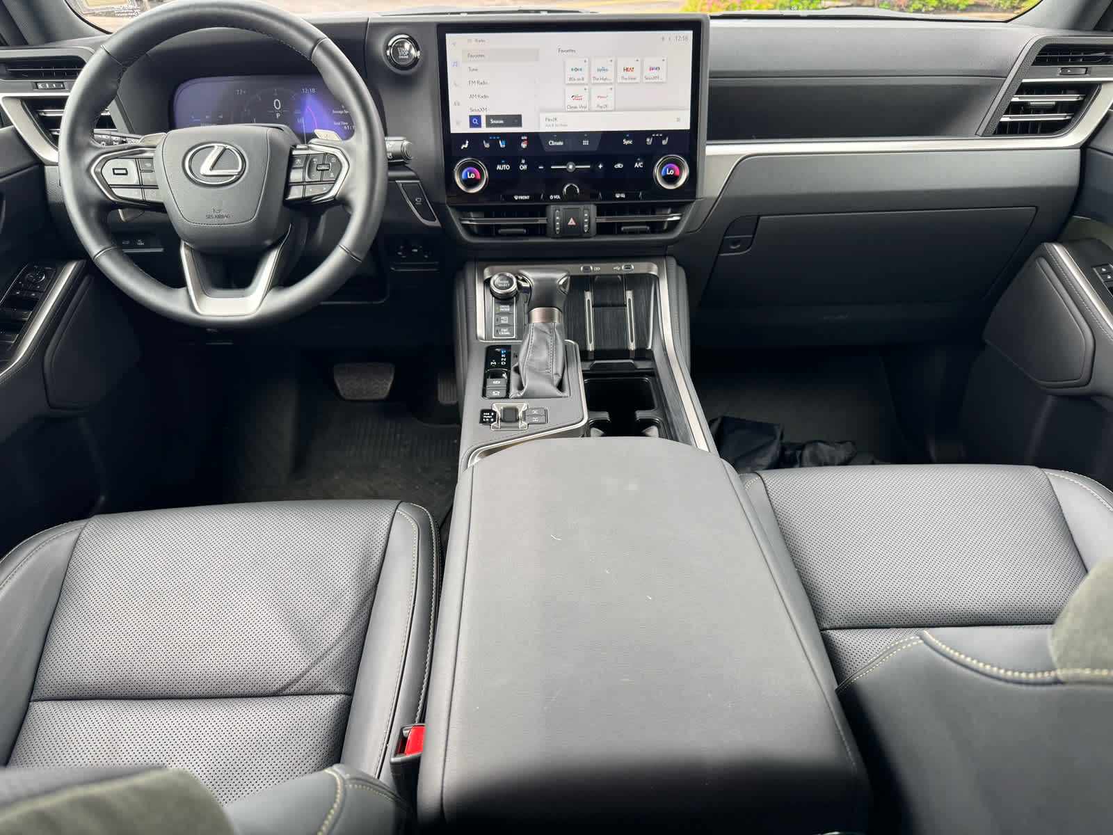 2024 Lexus GX 550 Overtrail photo 11