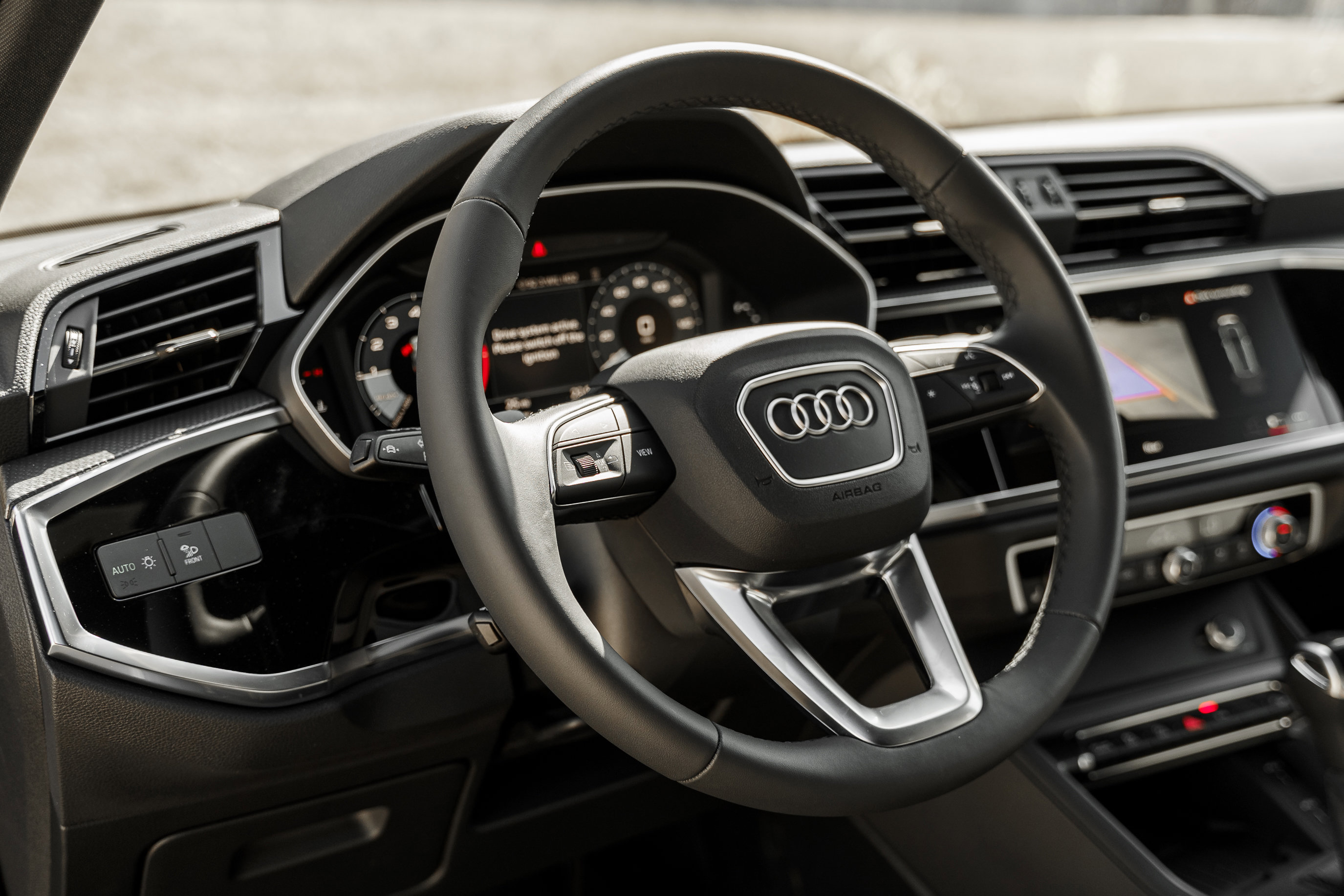 2025 Audi Q3 S line Premium photo 10