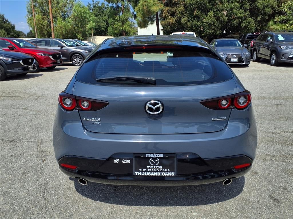 2022 Mazda Mazda3 Hatchback Premium photo 18