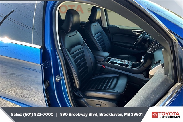 2024 Ford Edge SEL photo 6