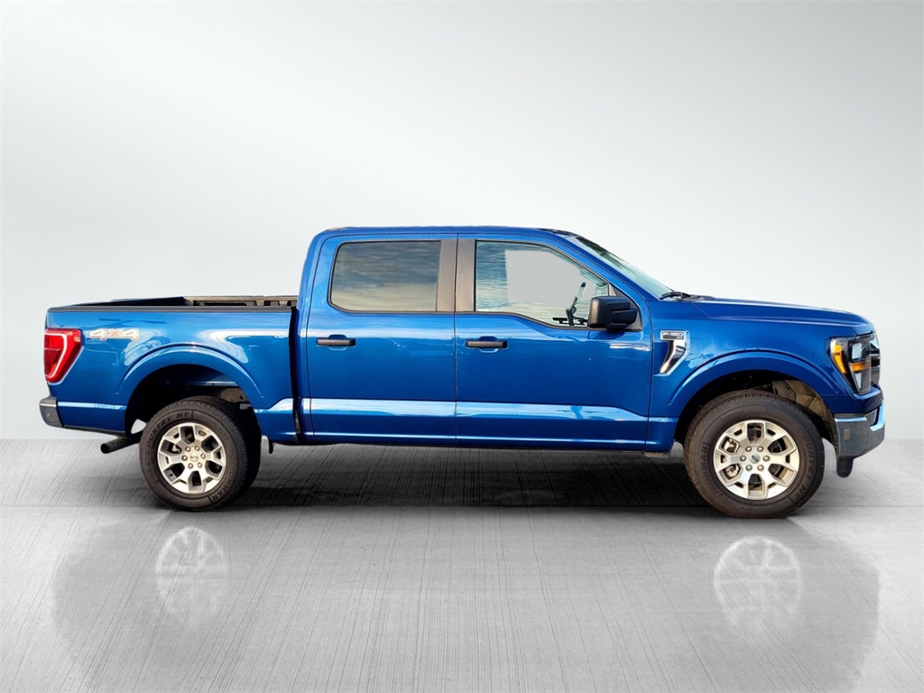 2023 Ford F-150 XLT photo 2