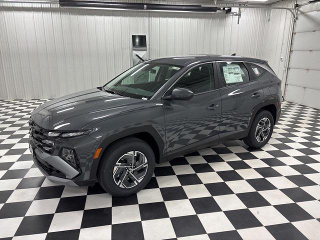 2026 Hyundai Tucson Blue SE's photo