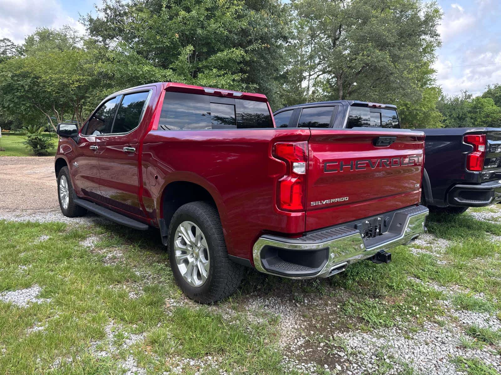 2023 Chevrolet Silverado 1500 LTZ photo 4