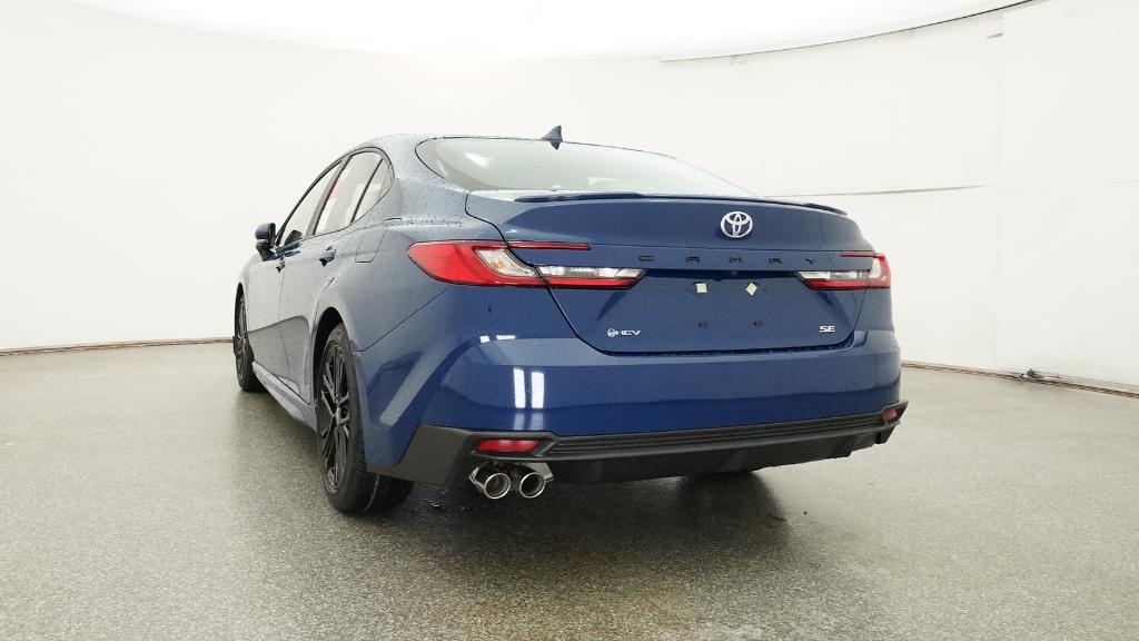 2025 Toyota Camry SE photo 15