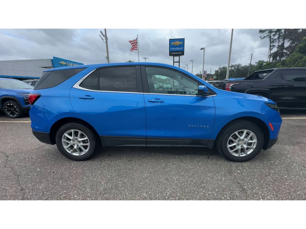 2024 Chevrolet Equinox LT photo 8