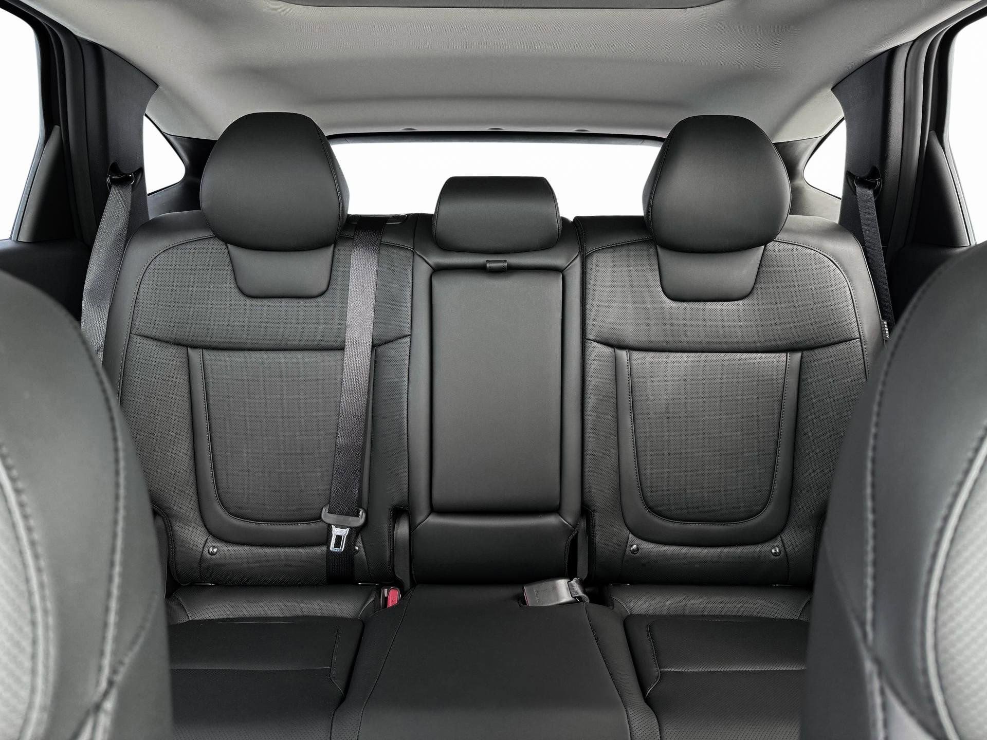 2025 Hyundai Tucson Hybrid SEL Convenience photo 16