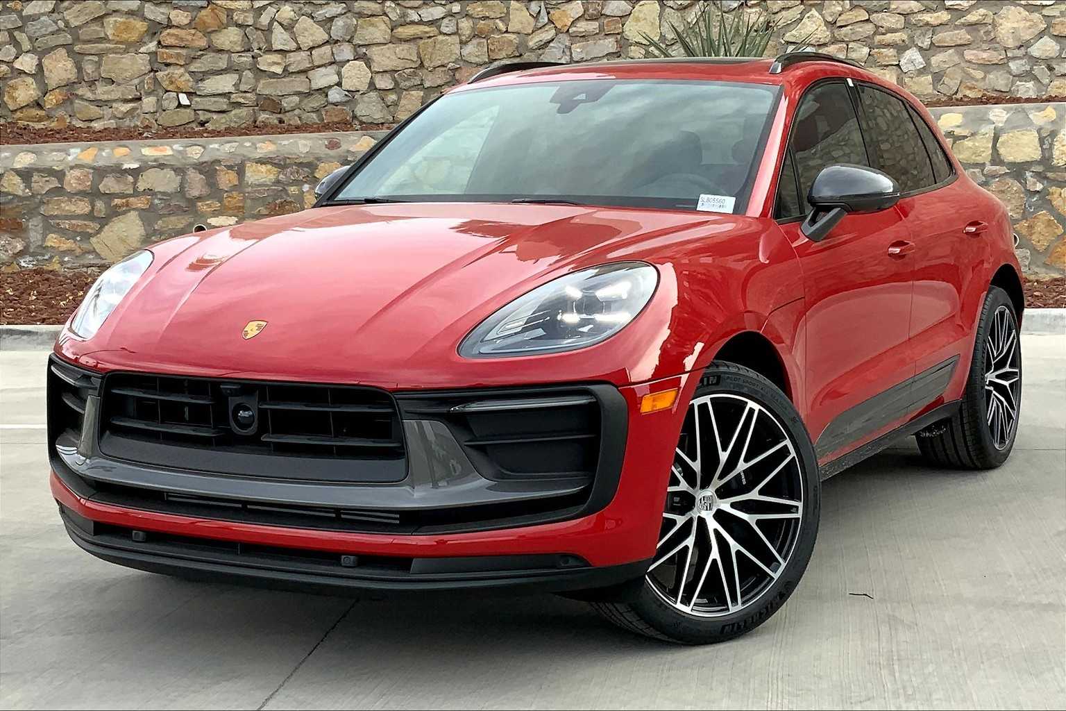 2025 Porsche Macan T