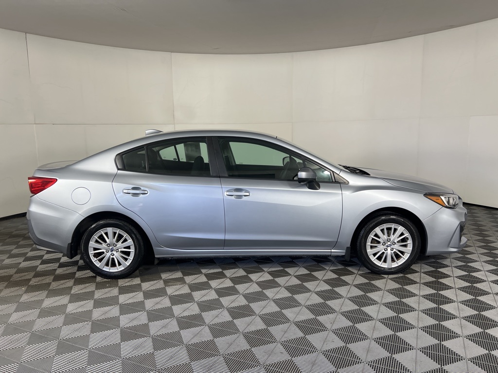 2018 Subaru Impreza 2.0i Premium photo 10