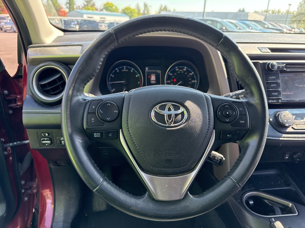 2018 Toyota RAV4 XLE photo 10