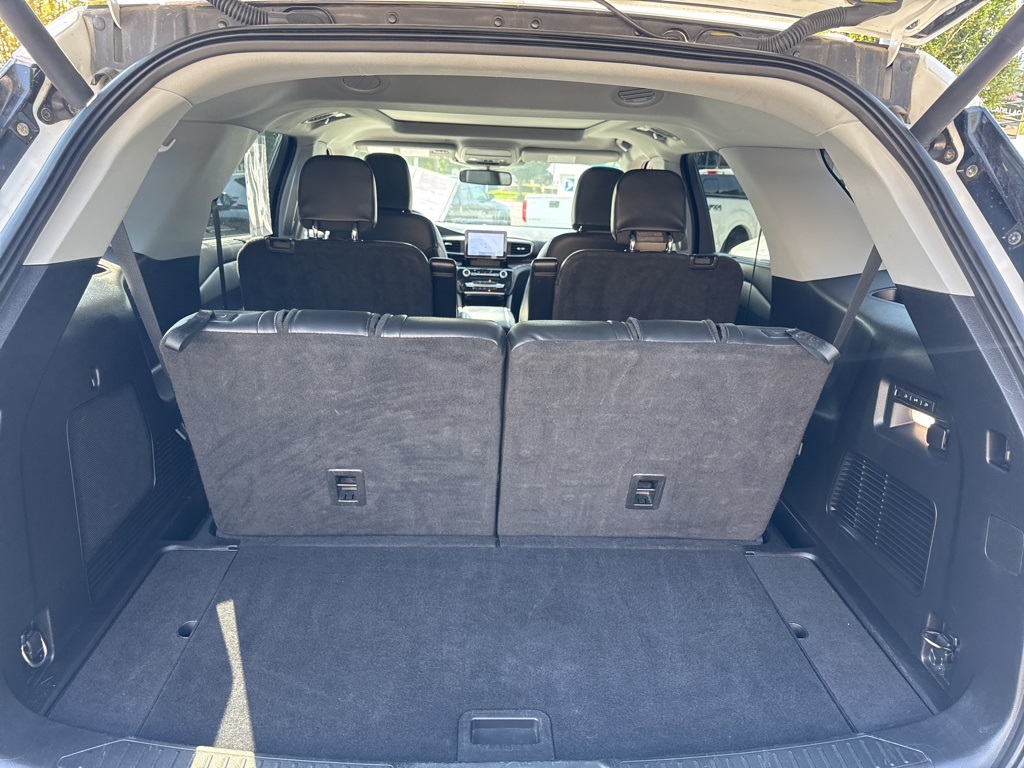 2022 Ford Explorer Limited photo 12
