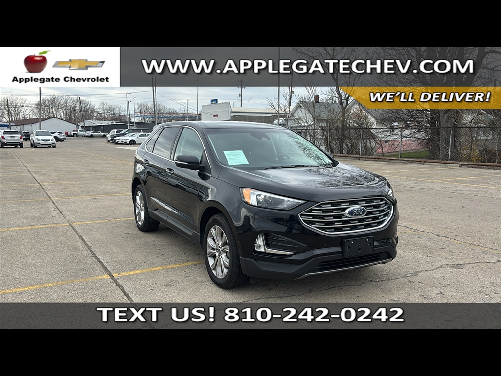 2022 Ford Edge Titanium's photo
