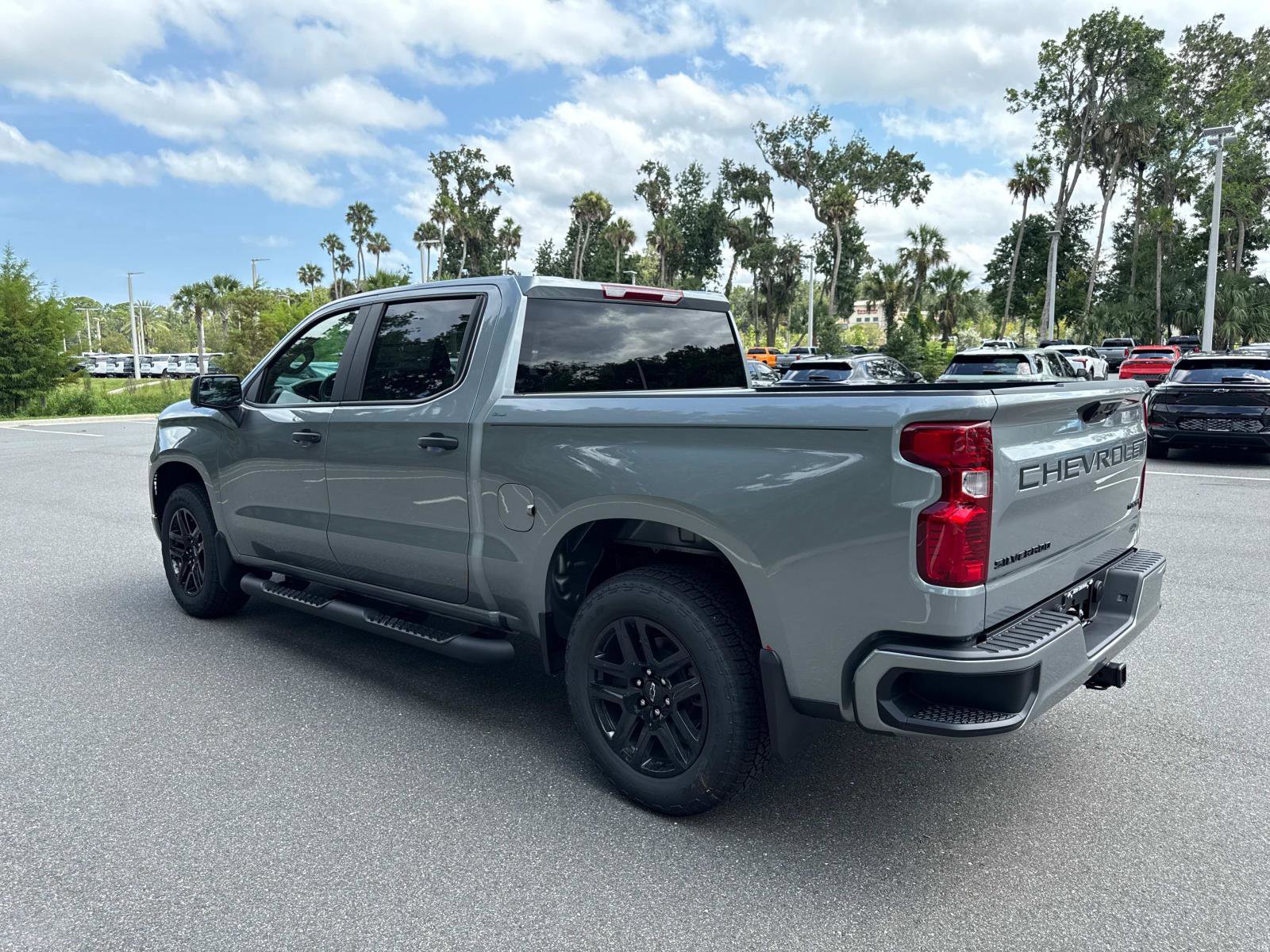 2026 Chevrolet Silverado 1500 Custom photo 5