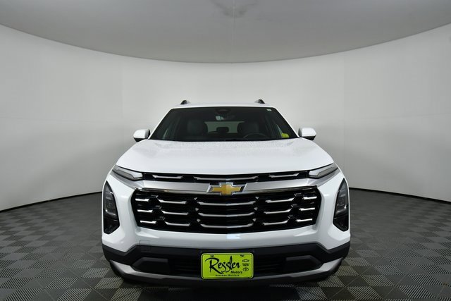 2025 Chevrolet Equinox LT photo 3