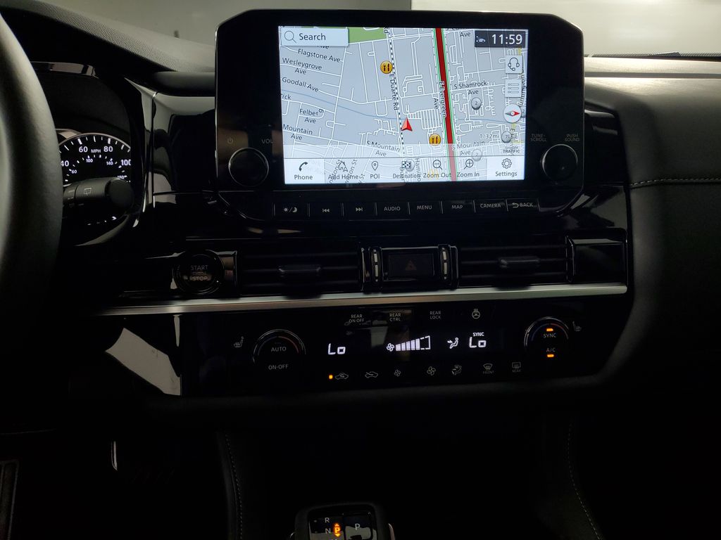 2025 Nissan Pathfinder SL photo 16
