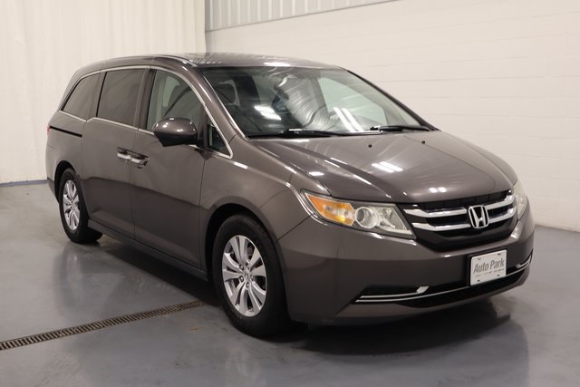 2016 Honda Odyssey EX-L photo 2