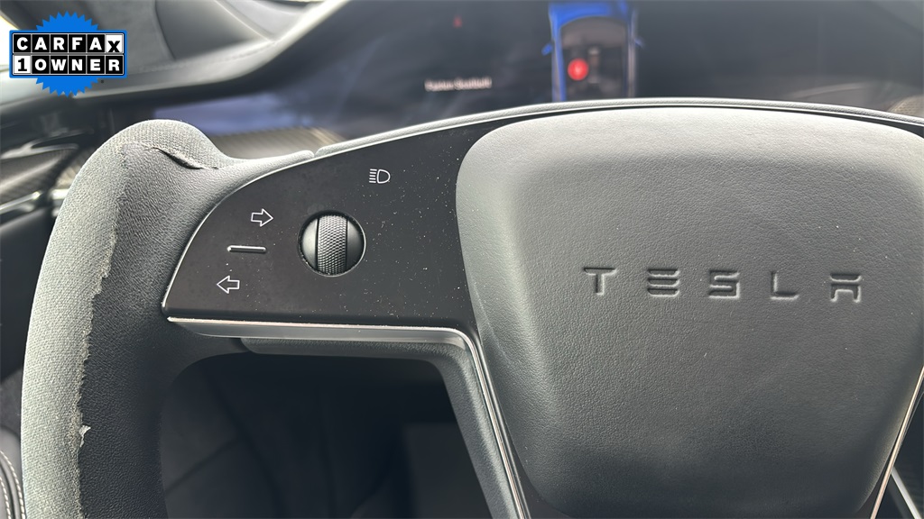2021 Tesla Model S Plaid photo 12