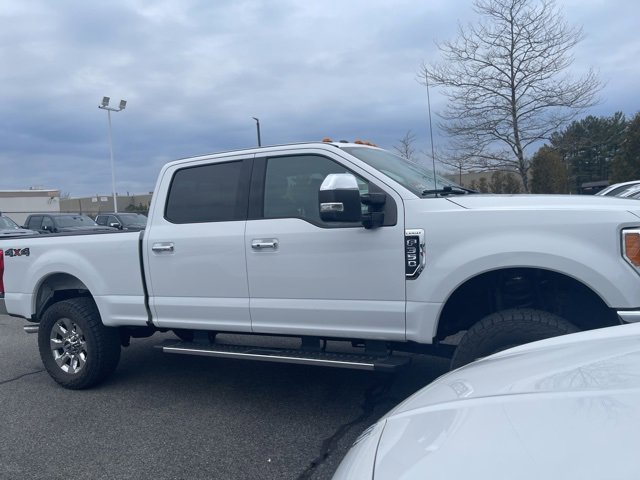 2017 Ford F-350 Super Duty Lariat's photo