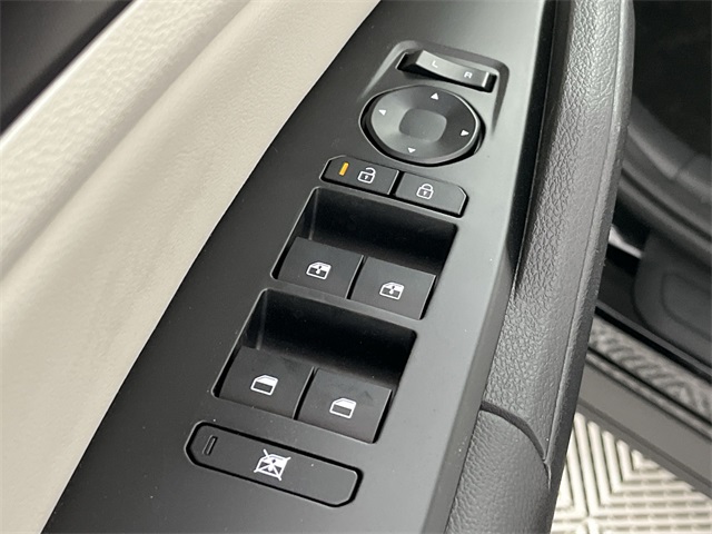 2026 Kia Sportage EX photo 4