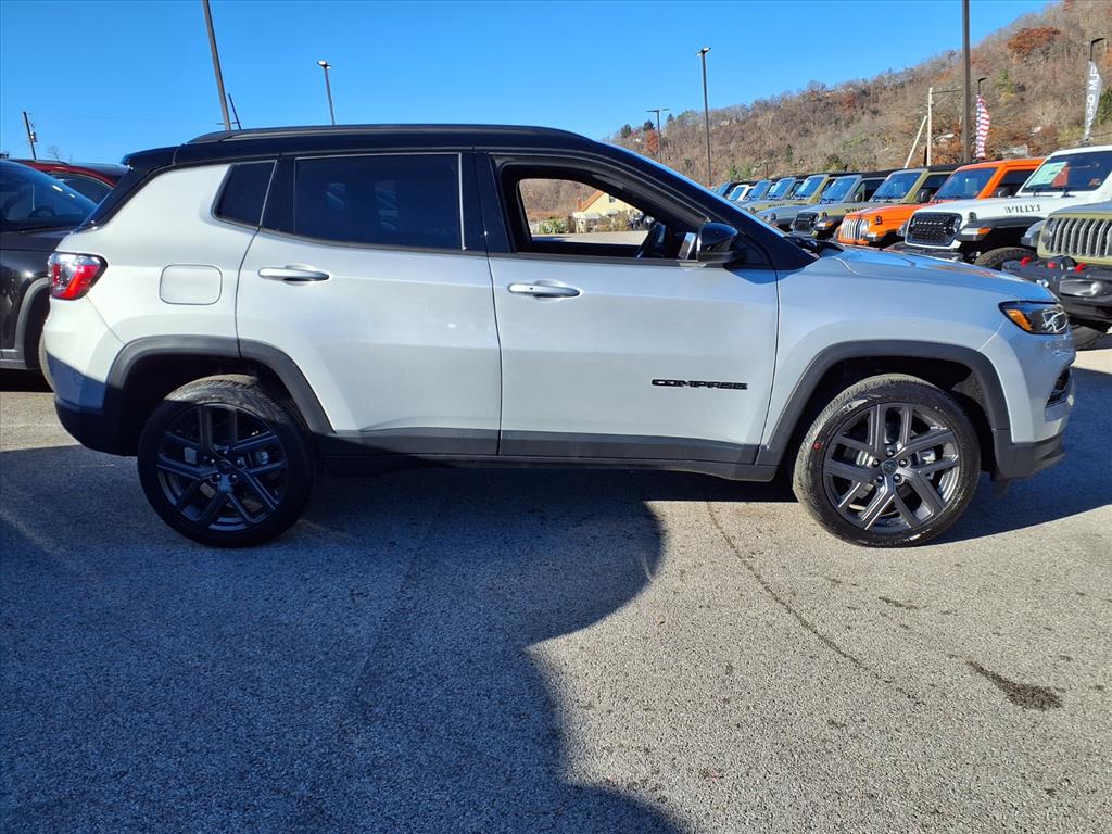 2026 Jeep Compass Limited Altitude photo 2
