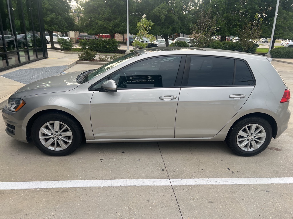 2016 Volkswagen Golf TSI S photo 3