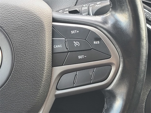 2020 Jeep Cherokee Latitude photo 26