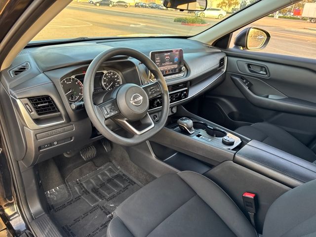 2024 Nissan Rogue S photo 6